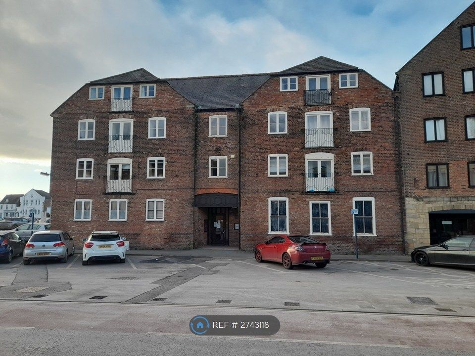 Property photo 1 of 8