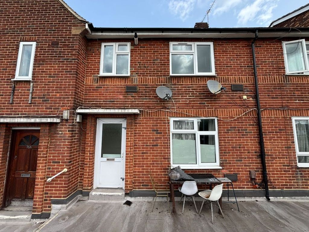 Property photo 2 of 10