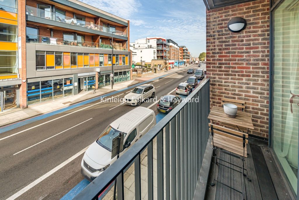 Property photo 3 of 7 6E5Bb5Da-7070-4332-A