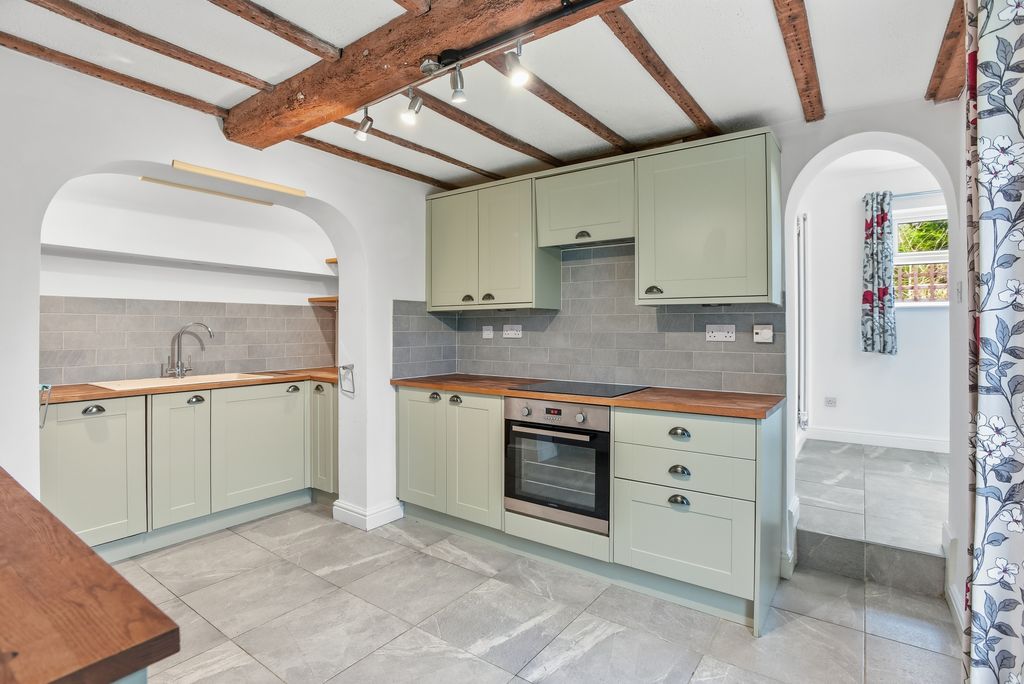 Property photo 3 of 13