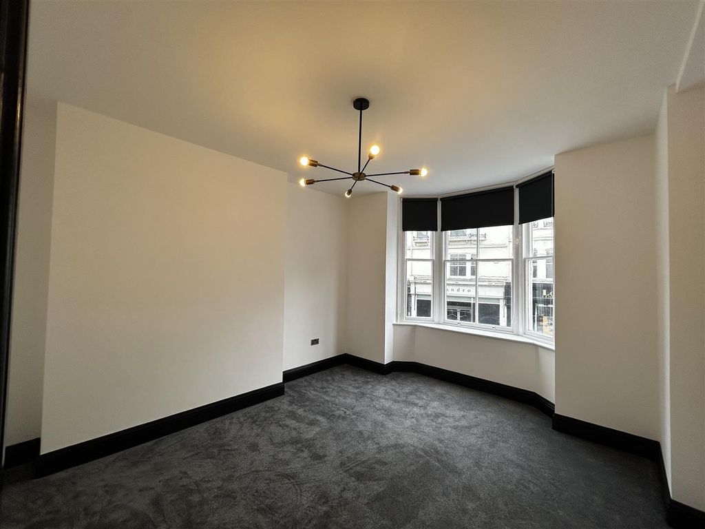 Property photo 2 of 7 Bedroom One