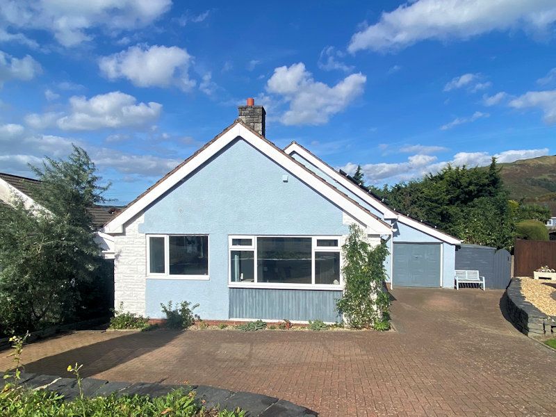 Property photo 2 of 53