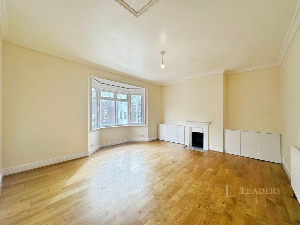 Property photo 3 of 29 Pbox-Img.Jpg
