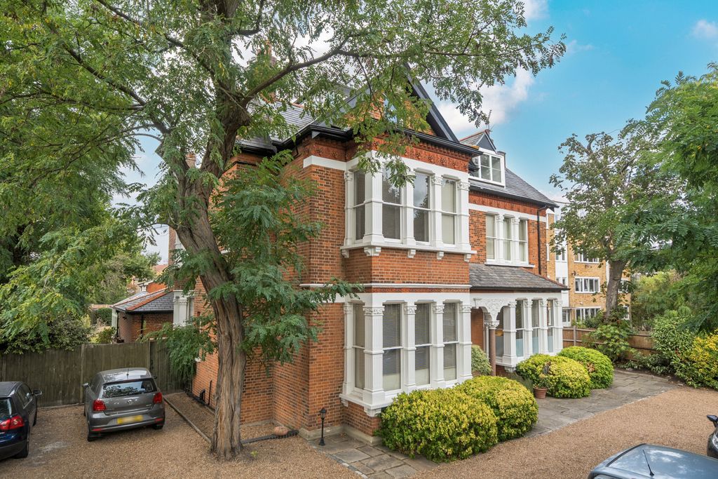 Property photo 1 of 20 1516327-19-6A9ee8...
