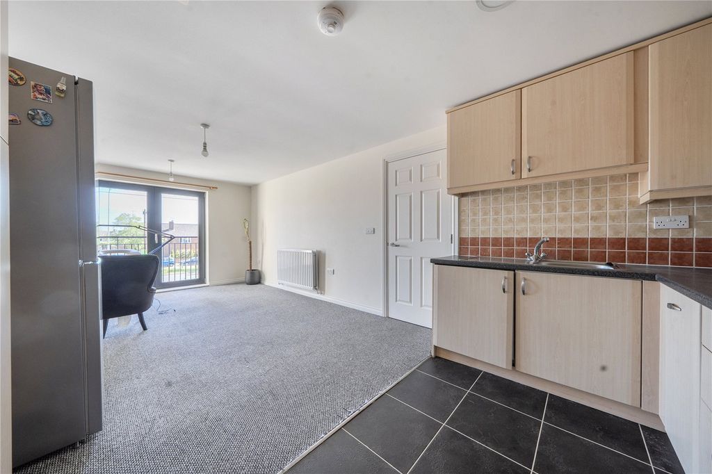 Property photo 3 of 19 Picture No. 27
