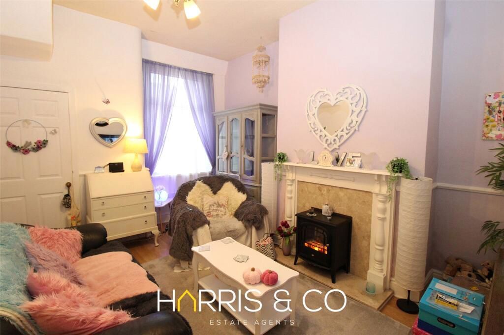 Property photo 3 of 11