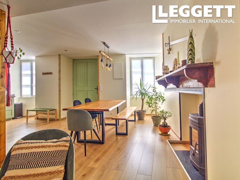 Property photo 3 of 10