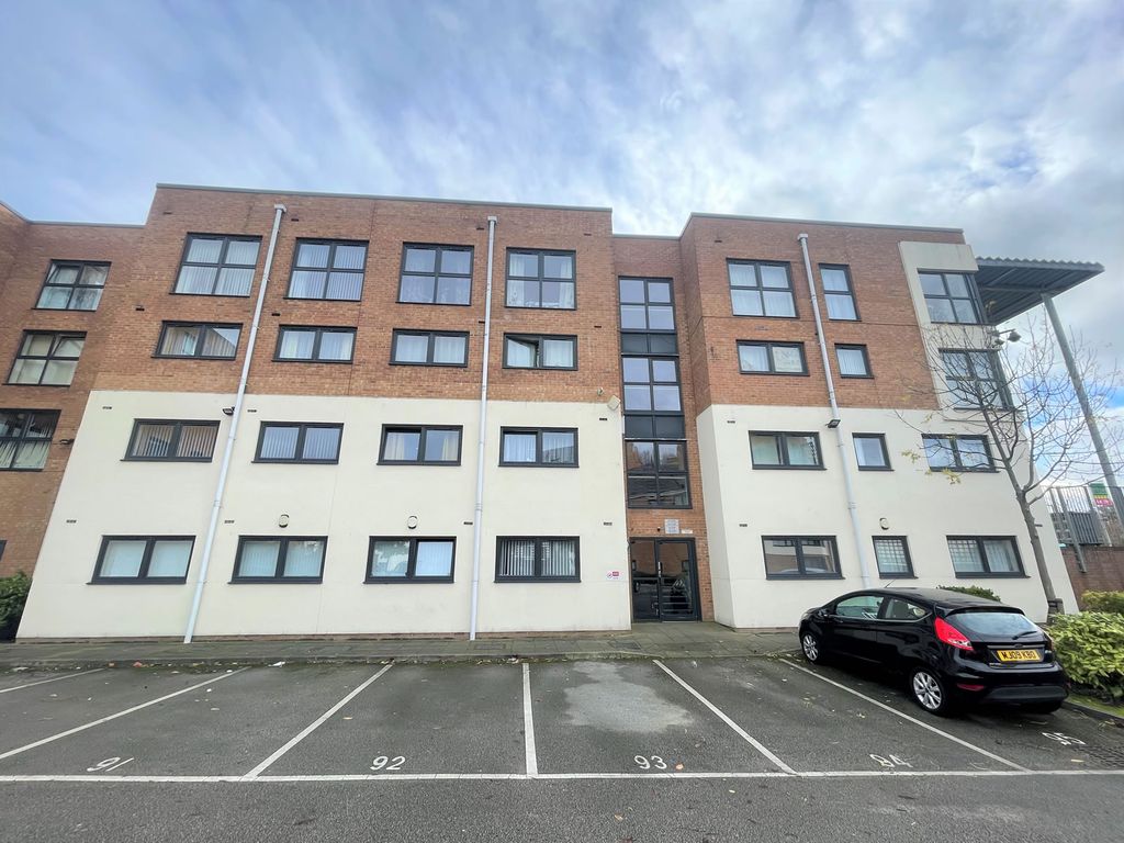 Property photo 1 of 8 Lowbridge8474Image00014.Jpg