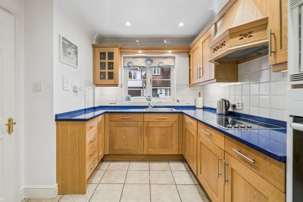 Property photo 3 of 17