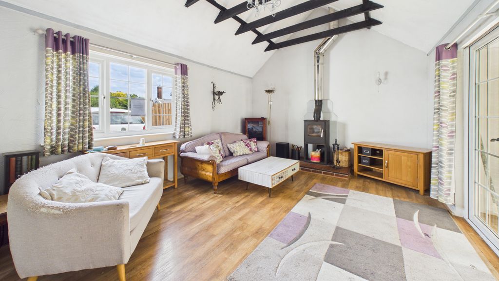 Property photo 2 of 16