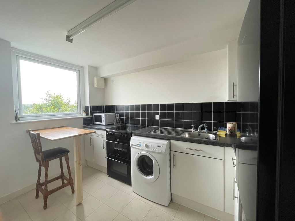 Property photo 2 of 9 Picture No. 07