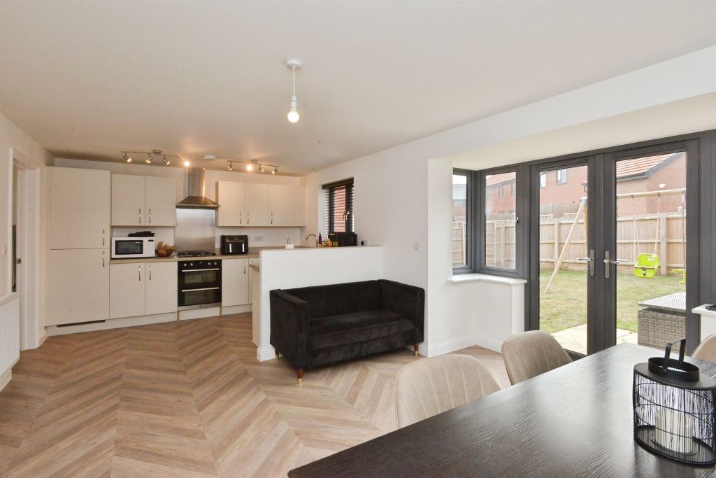 Property photo 3 of 20