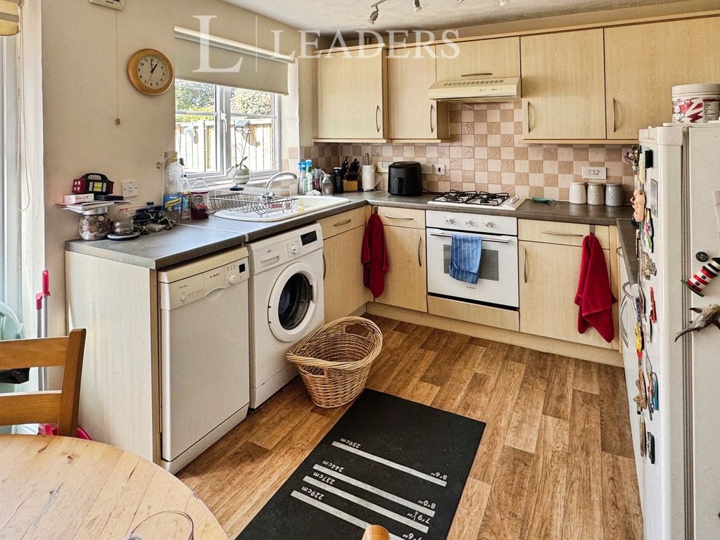 Property photo 2 of 10 Pbox-Img.Jpg