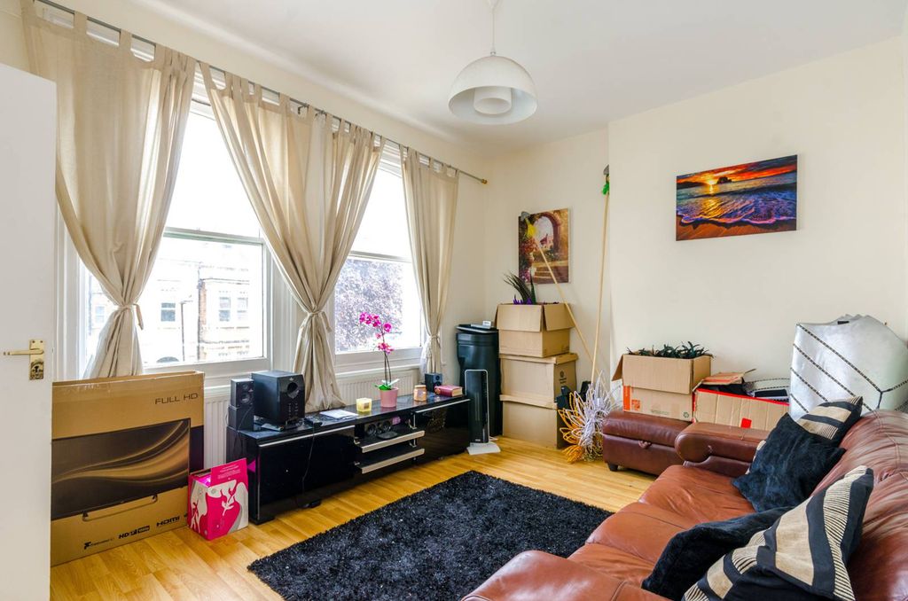 Property photo 3 of 5
