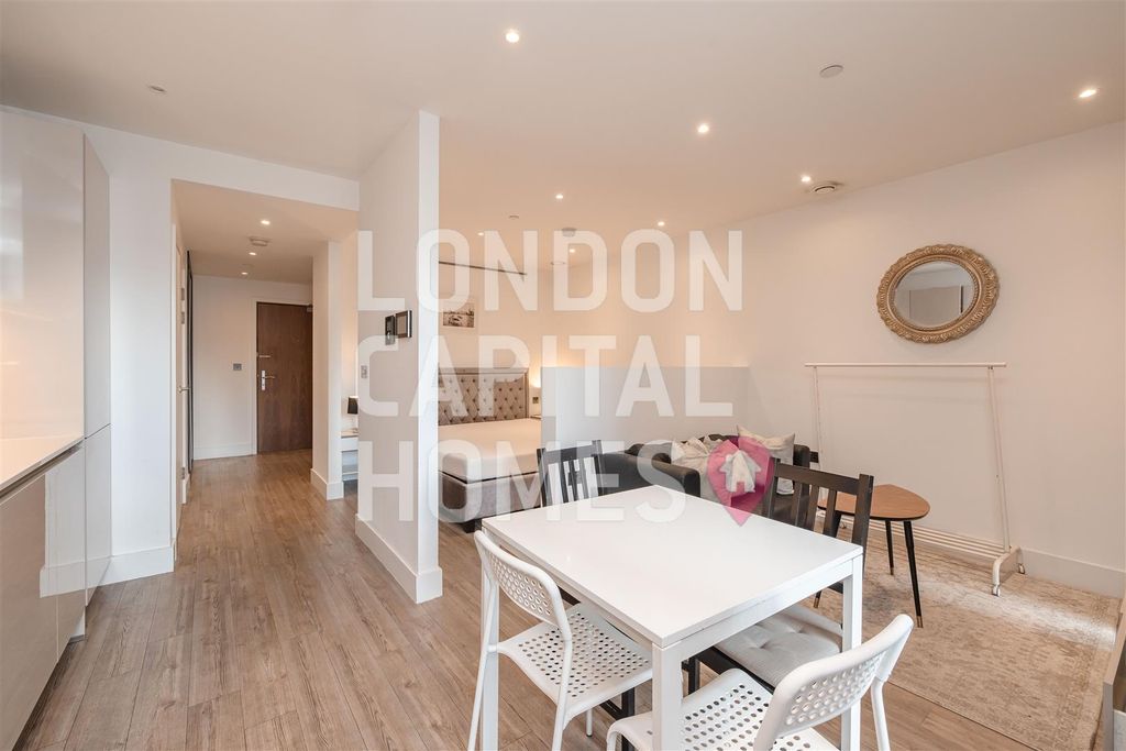 Property photo 2 of 15 2Sep7763.Jpg