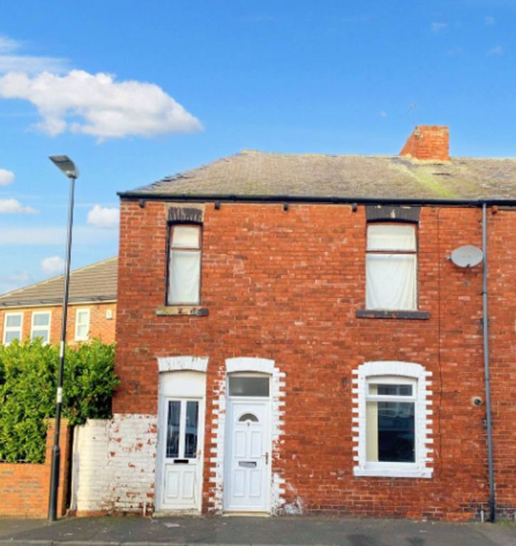 Property photo 1 of 7