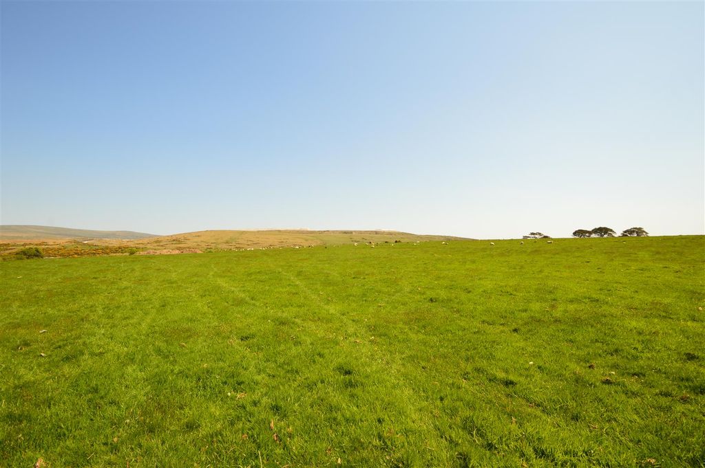Property photo 3 of 10 The Land