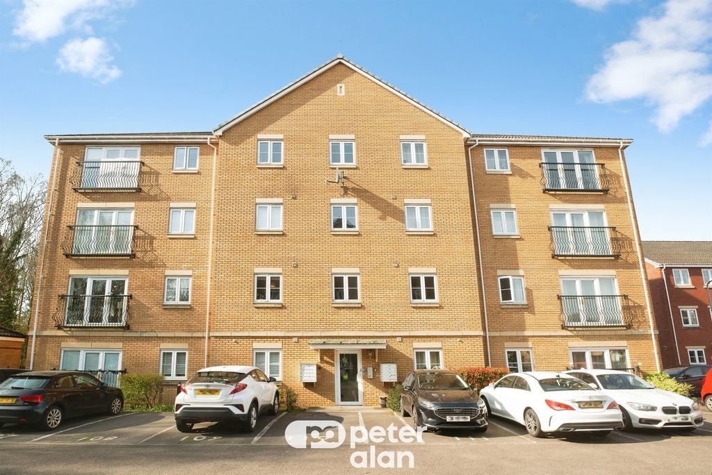 Property photo 1 of 14