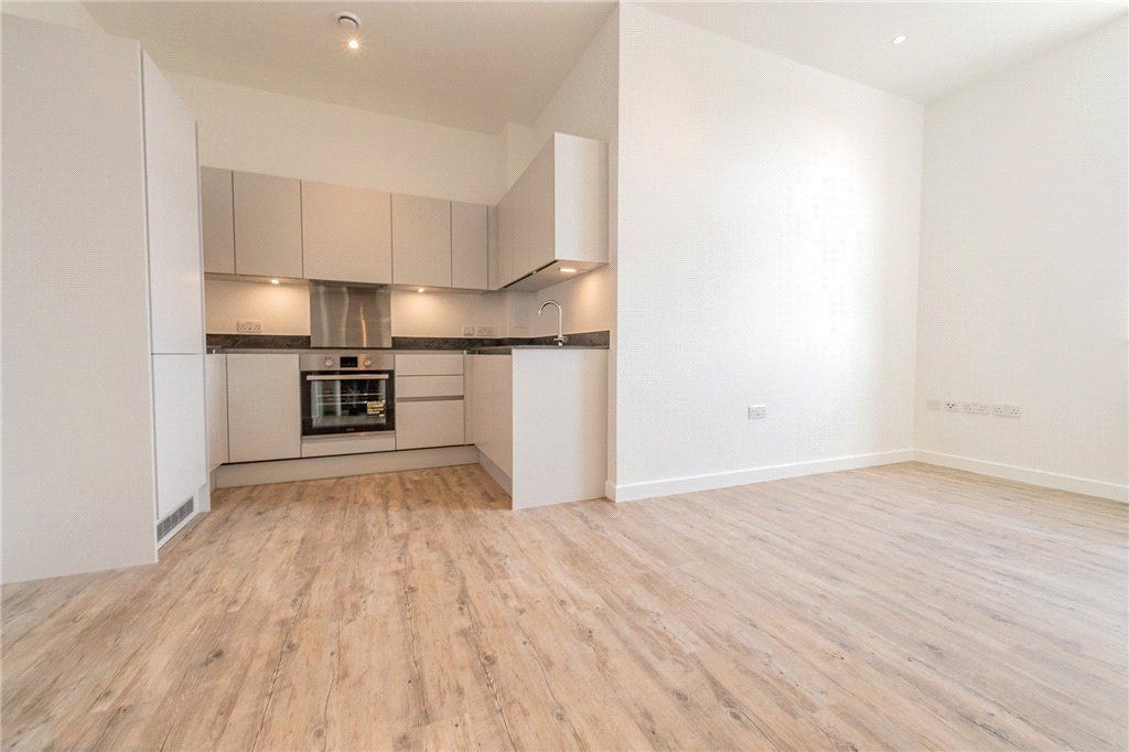 Property photo 3 of 8 Picture No. 04