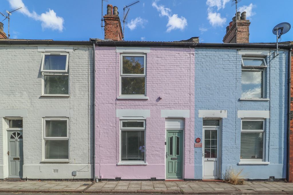 Property photo 1 of 17 4031880