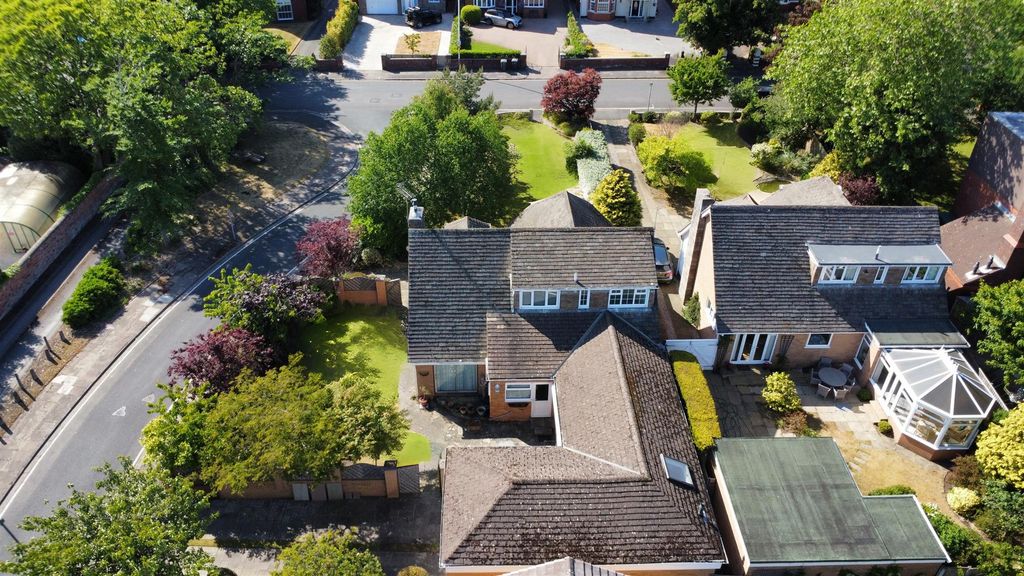 Property photo 1 of 33 Trafalgar Road For Sale