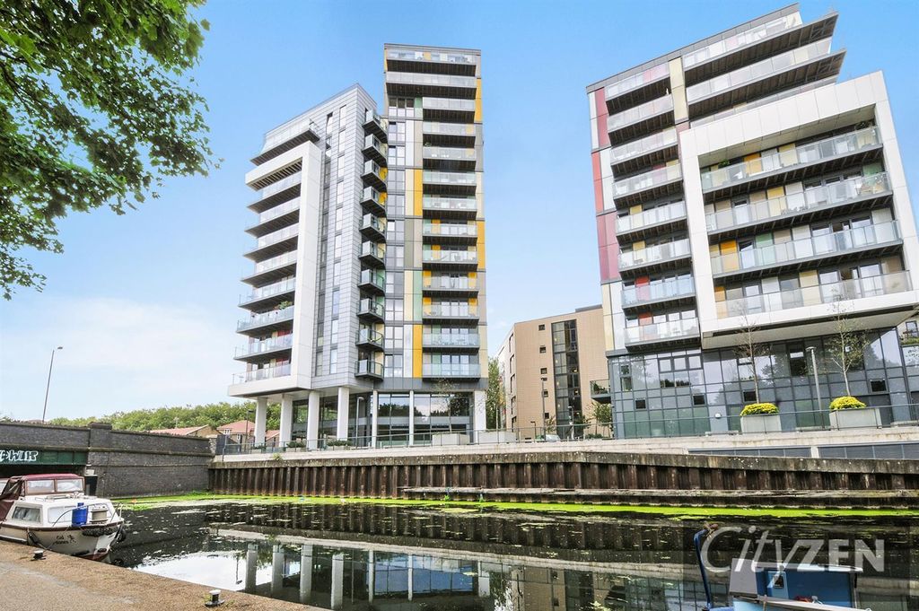 Property photo 1 of 23 Matchmakers Wharf