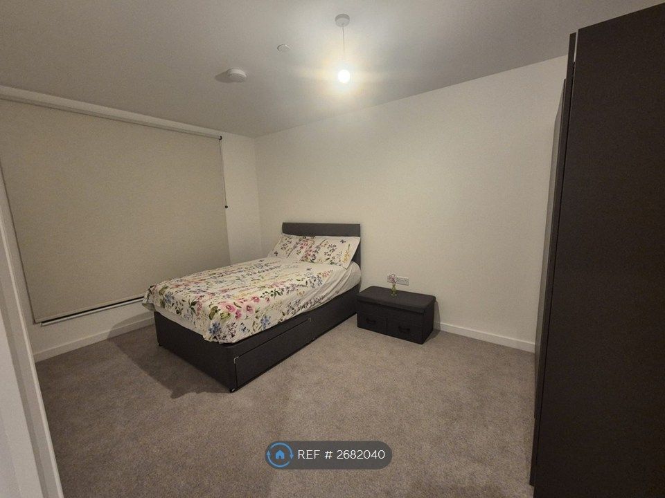 Property photo 3 of 5 Room From The Outside Looking In