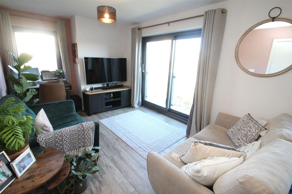 Property photo 2 of 15 Living Area