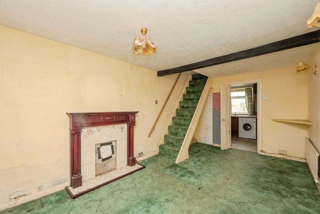 Property photo 2 of 26