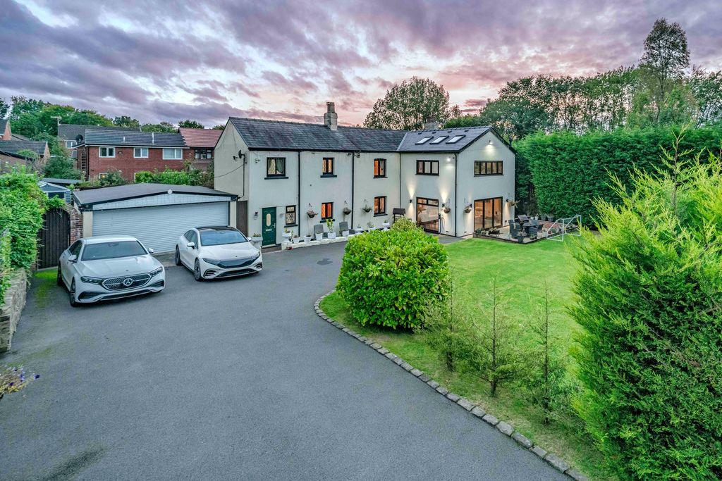 Property photo 1 of 50