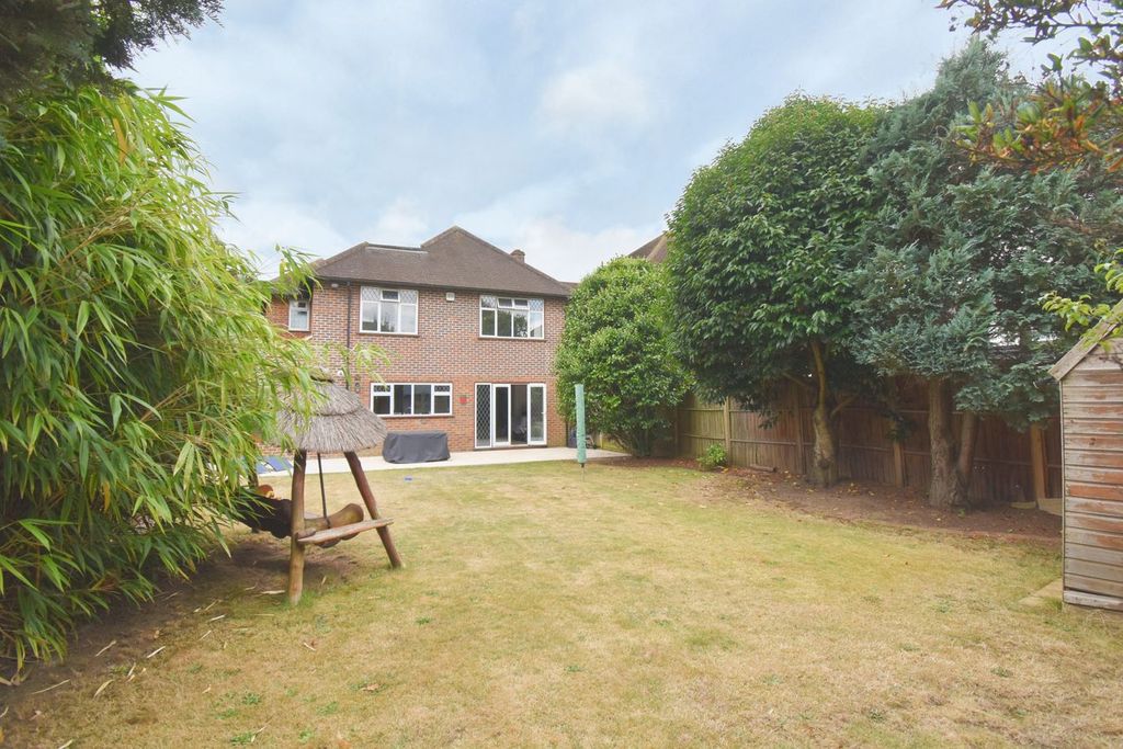 Property photo 1 of 16
