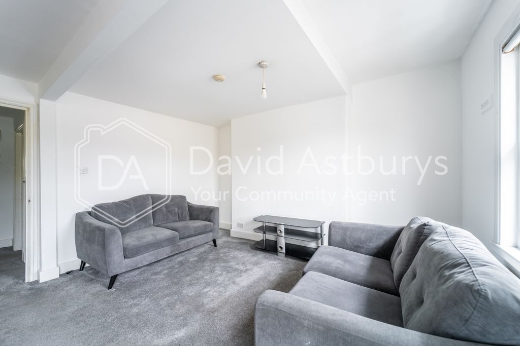 Property photo 2 of 13 Mba06355