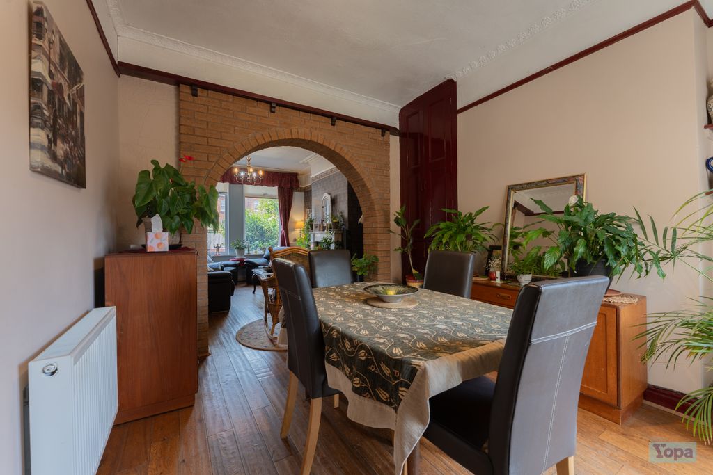 Property photo 3 of 21 Dining Room
