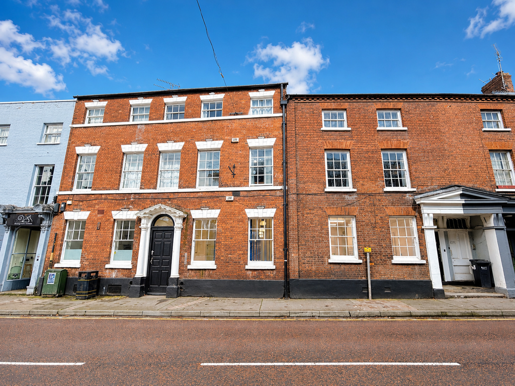Property photo 2 of 16 Original-6C413847-51D8-47F8-B567-Facef1Eaad2B.Jpeg
