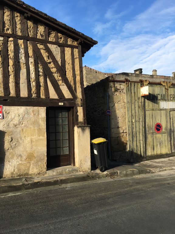 Property photo 3 of 8