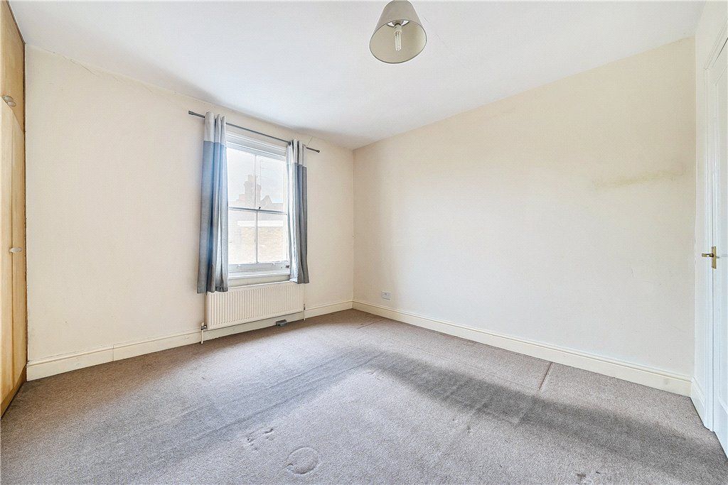 Property photo 2 of 9 Picture No. 10
