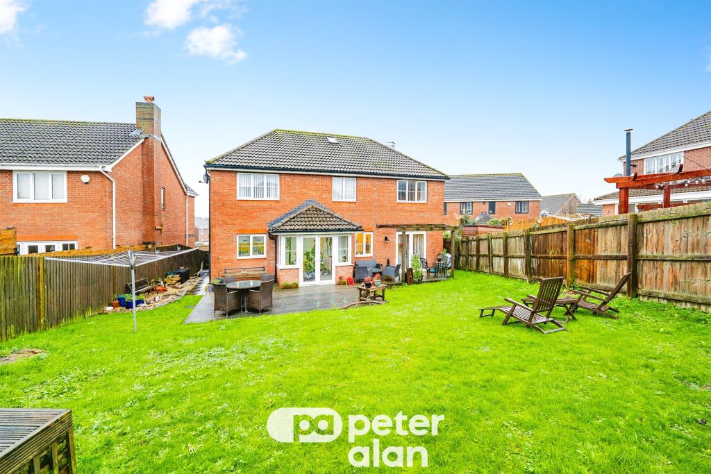 Property photo 2 of 20