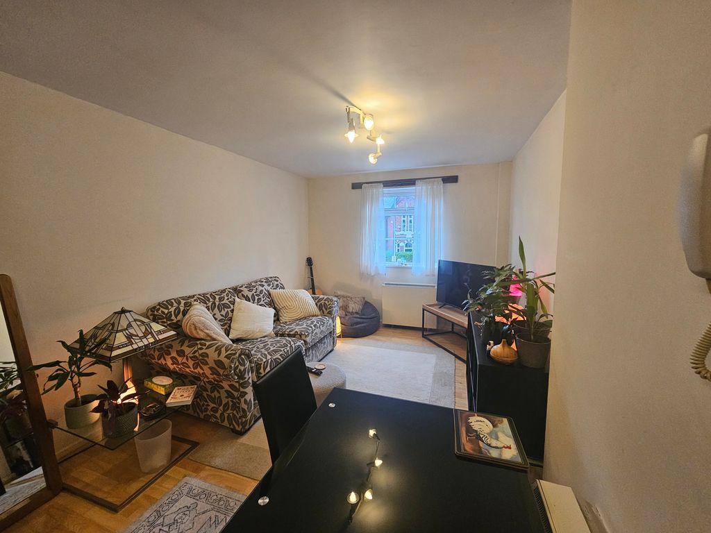 Property photo 3 of 6