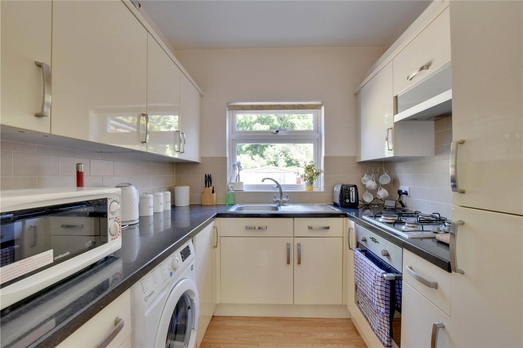 Property photo 3 of 18 Picture No. 11