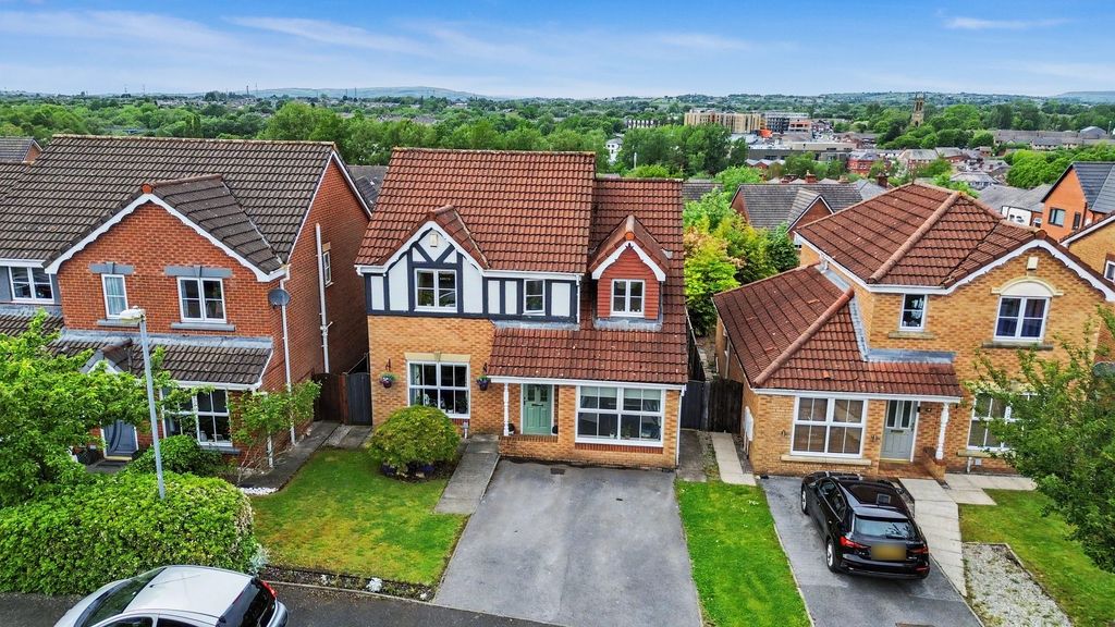 Property photo 1 of 34