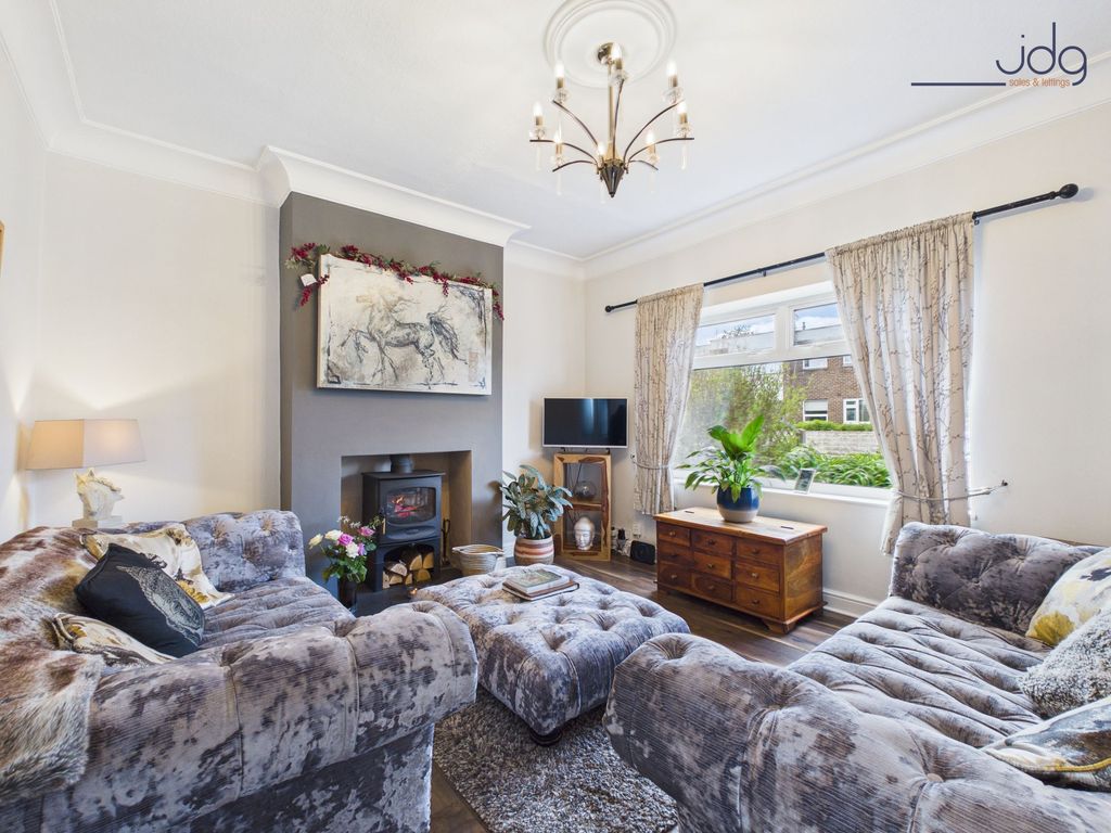 Property photo 2 of 17 Cosy Lounge With Log Burner