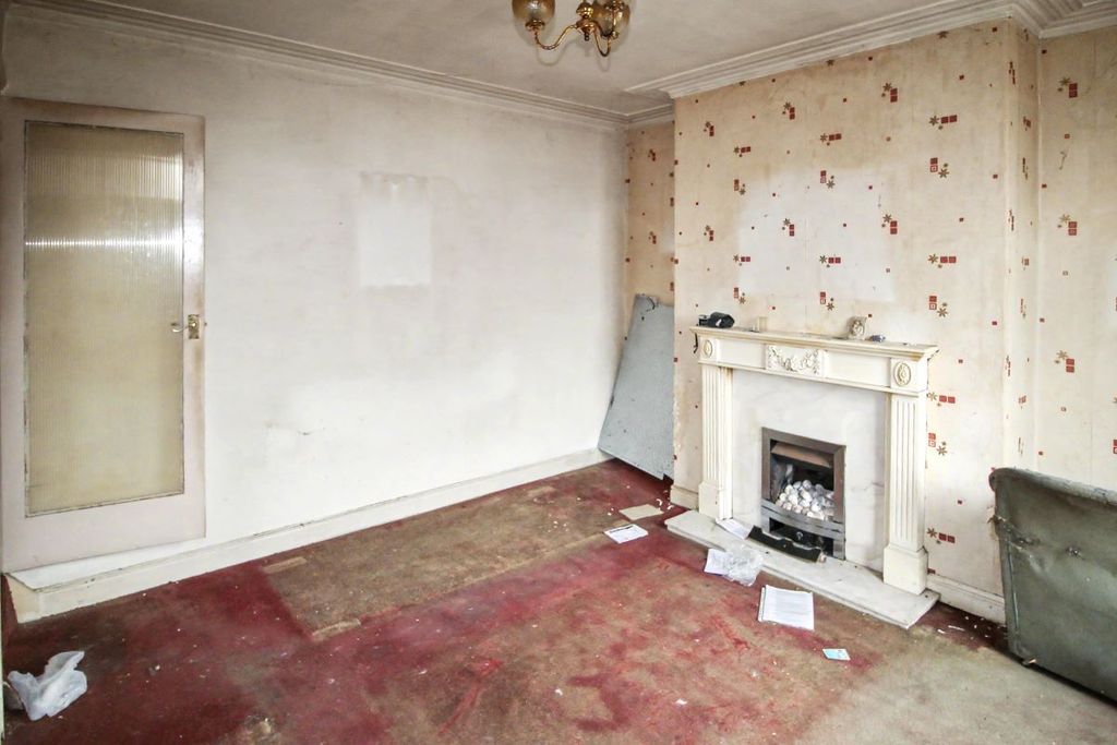 Property photo 3 of 16