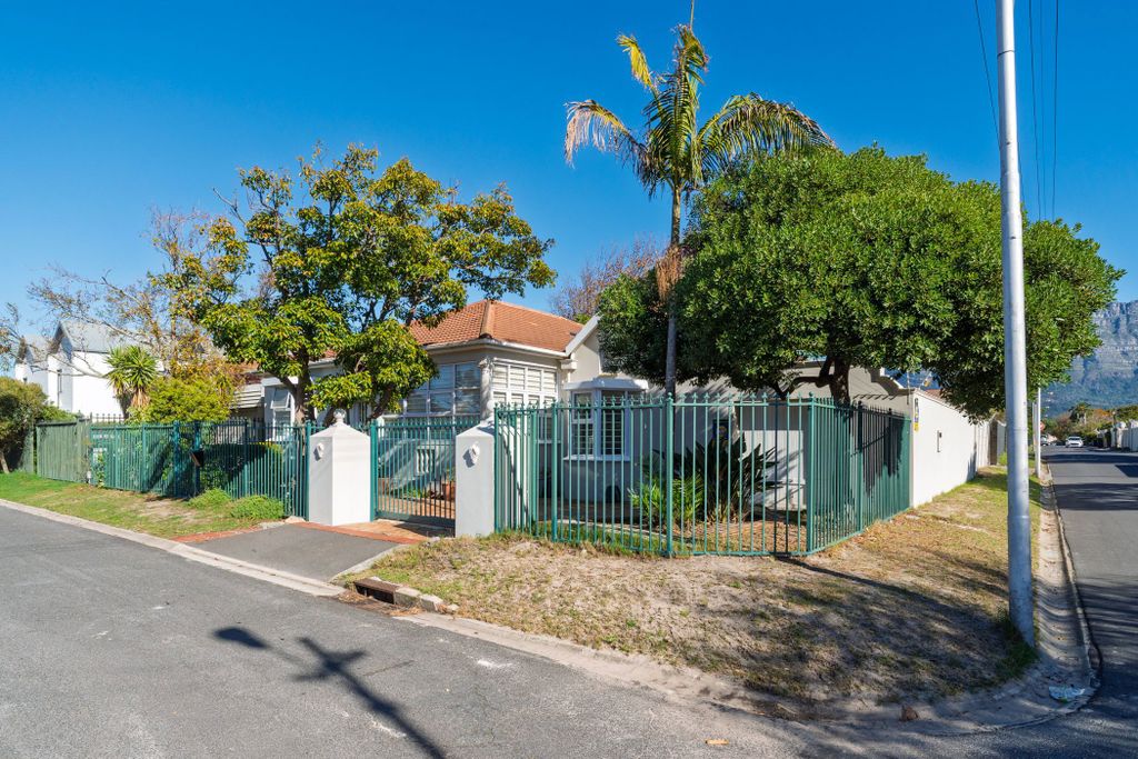 Property photo 2 of 30 Kw1739536