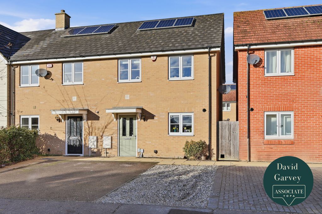 Property photo 1 of 13 Front