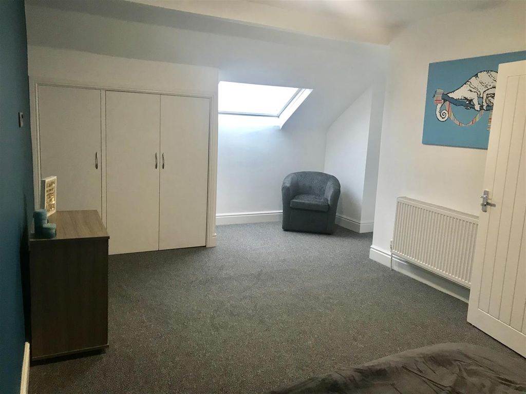 Property photo 2 of 10 Room 4 £500Pcm (2).Jpg