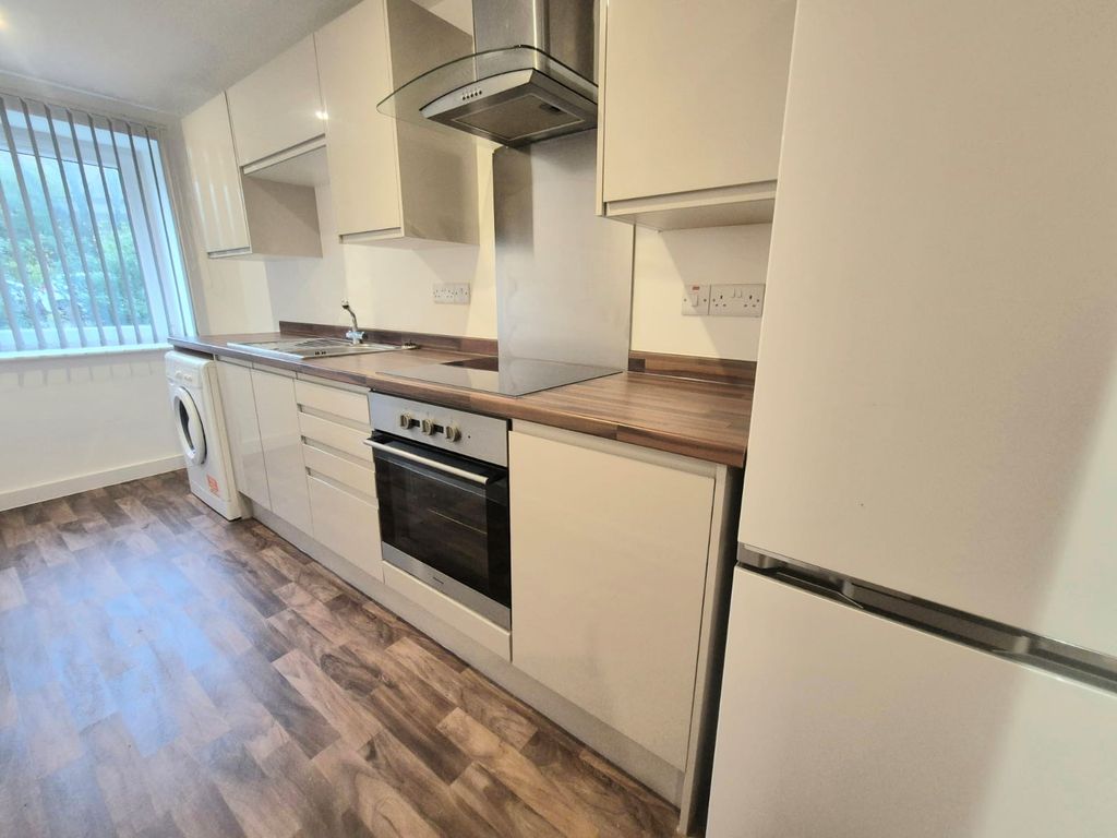 Property photo 2 of 7 Image