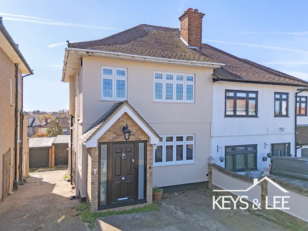 Property photo 1 of 13 4444520