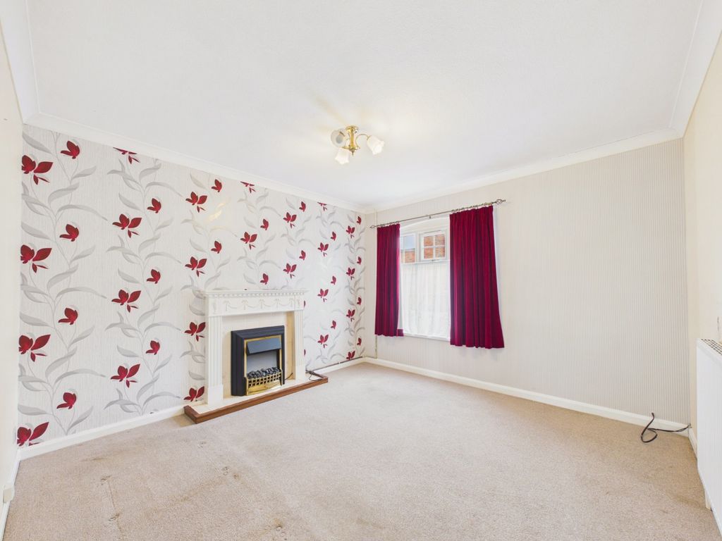 Property photo 3 of 8 5162368