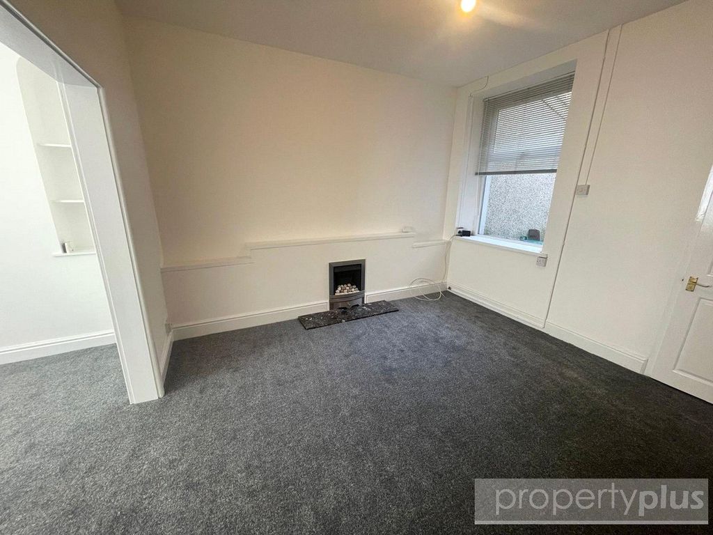 Property photo 3 of 9 Picture No. 02