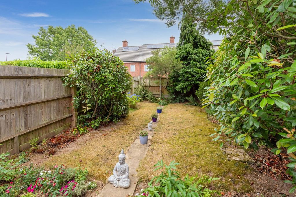 Property photo 2 of 12